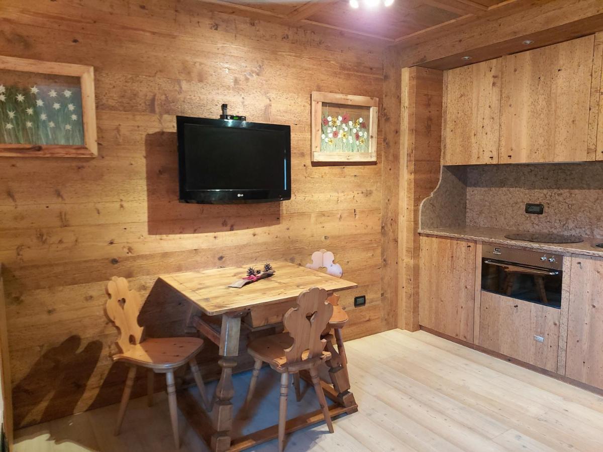 Appartamento Stella Alpina Cortina dʼAmpezzo Exteriör bild