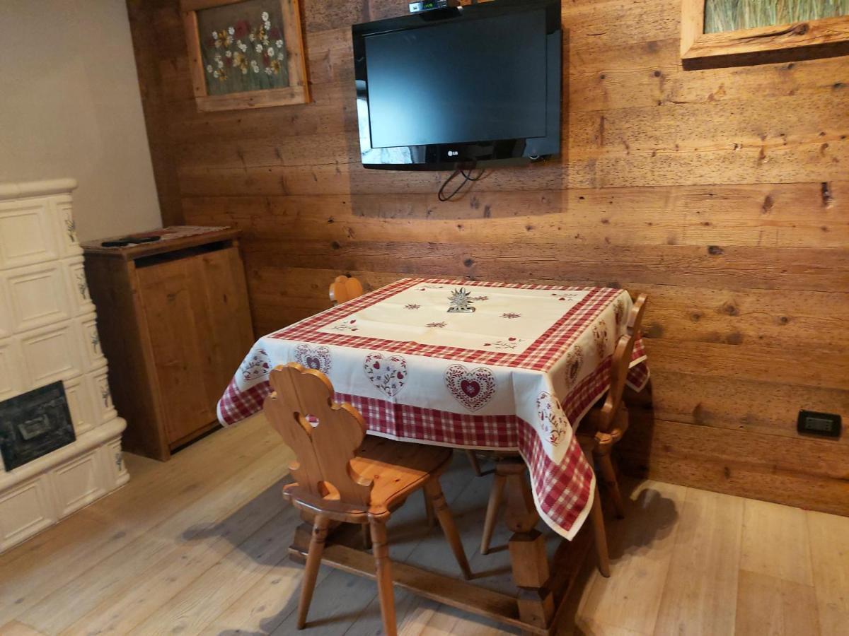 Appartamento Stella Alpina Cortina dʼAmpezzo Exteriör bild